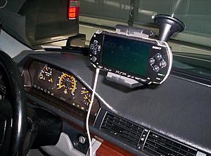 PSP Windshield Mount-001.jpg