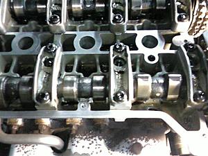 M104 Valve cover and upper timing cover replacement-valves1.jpg