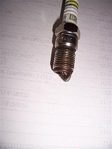 Spark plug hit by piston, valve? M103 engine-000_0929.jpg