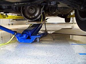 Transmission jack for 300 E transmission-picture-018.jpg