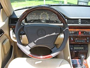 Considering an E320 Cabriolet-steering_wheel.jpg
