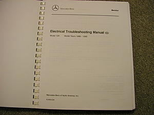 FS:  Mercedes-Benz Electrical Troubleshooting Manual/USA for Model 124-pb190006.jpg