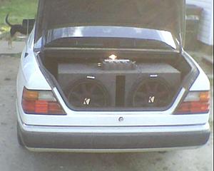 serious sound system build for my 300e-pict0004.jpg