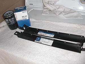 New parts for E300 oil filters, hood ornament-cimg0056.jpg