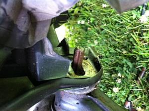 1994 E320 Wagon front control arm question-photo.jpg