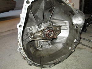 FS: w124 5 speed manual transmission - Los Angeles, CA-img_0952.jpg
