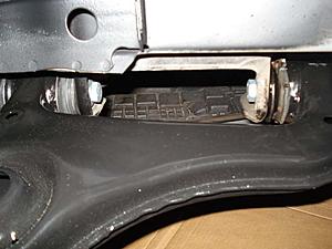 E300D Front Control Arm Re-Install w210-dsc01070.jpg