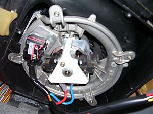 Early W210 Blower Motor Regulator Replacement DIY Here...-100_4319.jpg