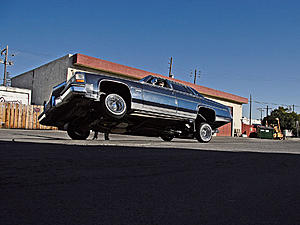 PICS OF MY OLD AND NEW WHEELS....-0702_lrmp_01_z-rs_hydraulics_shop-car_on_two.jpg