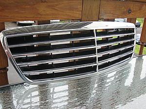 For sale.W210 E class Grill (2000-2002)-img_1588.jpg