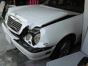 Need help finding these body parts-mercedes4.jpg