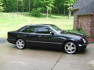The Lorinser 4Matic lowering springs are finally on-dscf4695.jpg