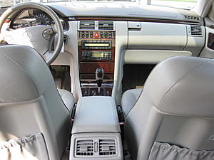 Quicky: Ordering KUDA cell phone mount, is my interior &quot;oyster&quot; or &quot;ash&quot;? (pic inside-2001-mercedes-benz-e320-gray-002.jpg