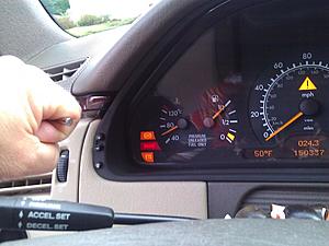 REPLACING INSTRUMENT PANEL BULBS - How to remove the Instrument Cluster?-benz-dash-002.jpg