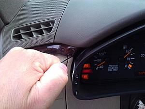 REPLACING INSTRUMENT PANEL BULBS - How to remove the Instrument Cluster?-benz-dash-003.jpg