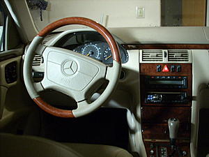 Want to buy wood steering wheel W210-dscn3319.jpg