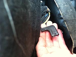 CD Changer Install Questions.-plug.jpg