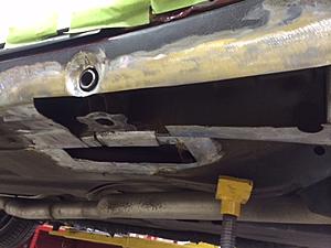 W210 Rusted Jackpoint Repair-prep-4.jpg