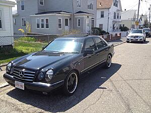 Anyone running 235/40/18 with H&R or eibach springs?-vob0w1v.jpg