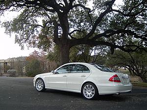 Calling all White E-class' --Pic Thread want to stock to Fully Modded-picture-005.jpg