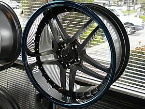 Hey guys, just bought a set of wheels for GF's 08 E Class Sport White/Pano-wheel.jpg