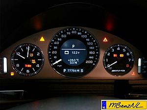 CLS63 instrument cluster in E500-mf-cls63-06.jpg