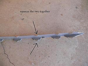 06 Apperance Package: Bumper center strip - it can be removed?-p1020130.jpg