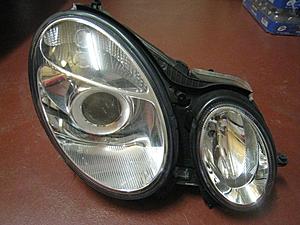 FS: OEM W211 Bi-Xenon Headlights-w211-bix-headlights-031.jpg