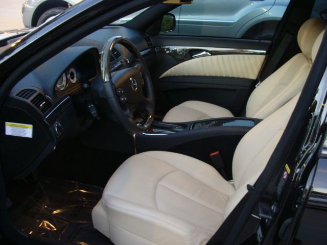 Is this best w211 interior? : r/mercedes_benz