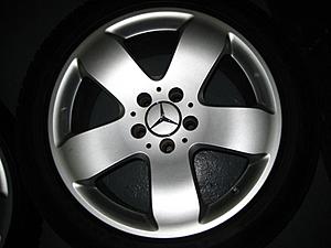 2003 E500 Wheels on a 2005 E320 4Matic?-img_3253.jpg