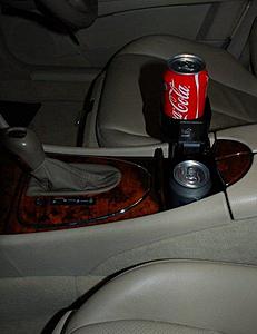 Where are my cup holders-cupholders.jpg