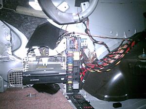 Amplifier install on non-HK e500 (no existing sub)-w211-trunk-no-amp.jpg