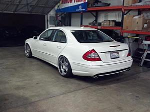 PIC REQUEST: w211's slammed or lowered :)-2012-12-30_19-20-19_978.jpg