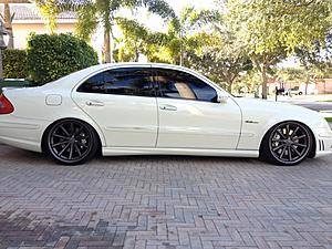 PIC REQUEST: w211's slammed or lowered :)-img_5320-1280x960-.jpg