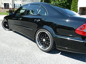 PIC REQUEST: w211's slammed or lowered :)-p1020050.jpg
