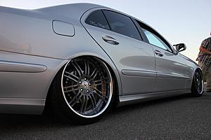 PIC REQUEST: w211's slammed or lowered :)-img_4748.jpg