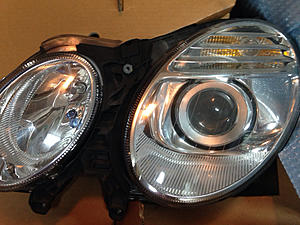 OEM halogen w211 facelift headlamps pair-image-3409817599.jpg