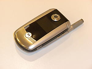 FS: MB V-710 Phone, Cradle &amp; Home Charger-dscn3062.jpg