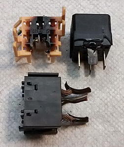 W211 Fuses, Relays, SAM Modules chart-socket-terminals-old.jpg