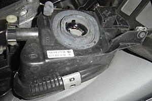 HID, fog lights, headlight install guide 211 E series may work on other series models-foglightwithouthidbulbinstalled.jpg