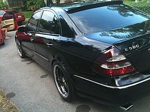PIC REQUEST: w211's slammed or lowered :)-6f99483d.jpg