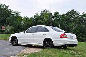 PIC REQUEST: w211's slammed or lowered :)-dsc_0767.jpg