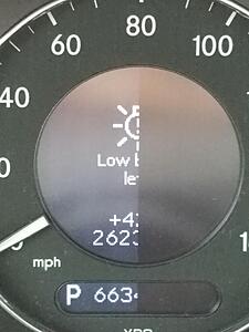 Riddle me this: Is half a warning a suggestion?  Or, what is my car trying to tell me-p6kvnwz.jpg