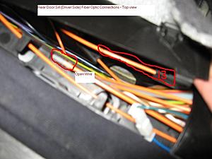 2003 Navigation Install-rear-door-sill-fiber-optic-connections-2.jpg