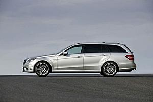 This is one nice grocery getter-2010-mercedes-e63-amg-estate-side-view-800x533.jpg