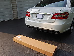 212 Sedan Accessory Styling Package-without-spoiler.jpg