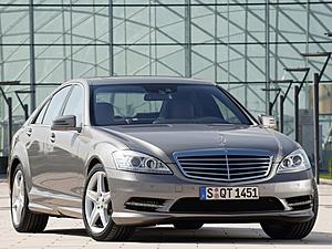New LED's-2009-mercedes-benz-s-class-amg-sports-package-front-angle-800x600.jpg