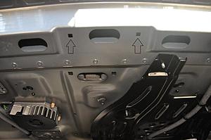 2014 E350 DIY 4. Micro-Mod - Tree Nail-4.-trunk_holes.jpg