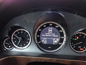 Help with coolant level on 2011 CPO E350-dash.jpg