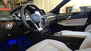 2013 steering wheel on the 2011 E350 model-dsc01997-1.jpg